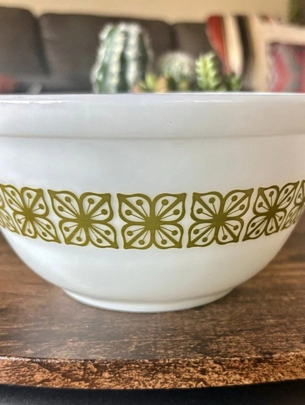 Pyrex Verde White & Green Geometric Mixing Bowl